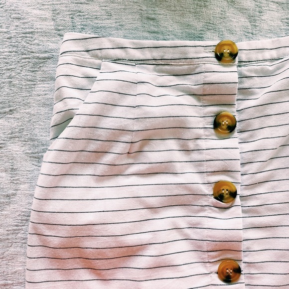 White Skirt with Black Stripes & Tortoise Buttons - Picture 3 of 16